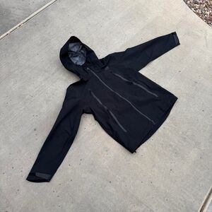 Black New Balbce lightweight windbreaker jacket-size L